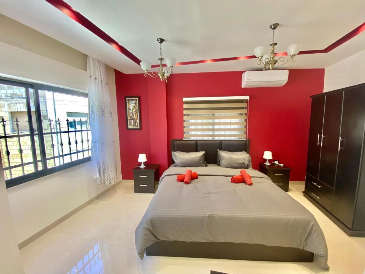 Villa Mira Guesthouse 2 - Downtown Central Amman - Al Diyrih エクステリア 写真