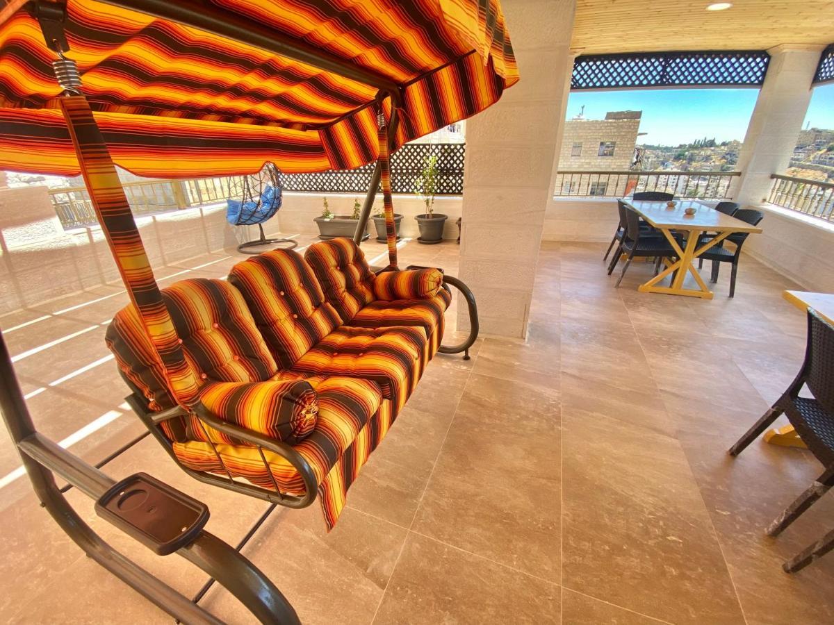 Villa Mira Guesthouse 2 - Downtown Central Amman - Al Diyrih エクステリア 写真