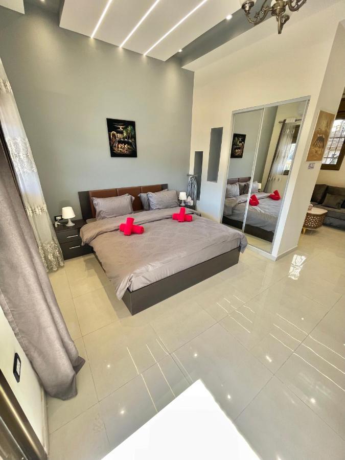 Villa Mira Guesthouse 2 - Downtown Central Amman - Al Diyrih エクステリア 写真