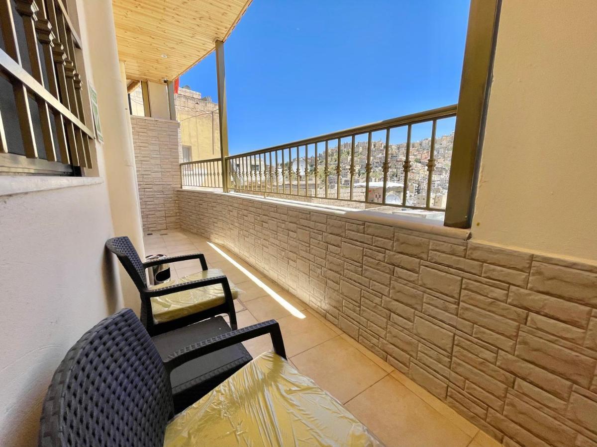 Villa Mira Guesthouse 2 - Downtown Central Amman - Al Diyrih エクステリア 写真